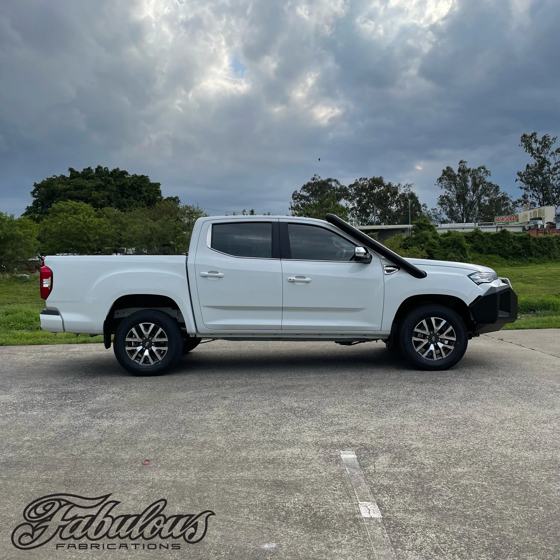 STAINLESS STEEL SNORKEL TO SUIT LDV T60 SHORT ENTRY - PSICO OFFROAD